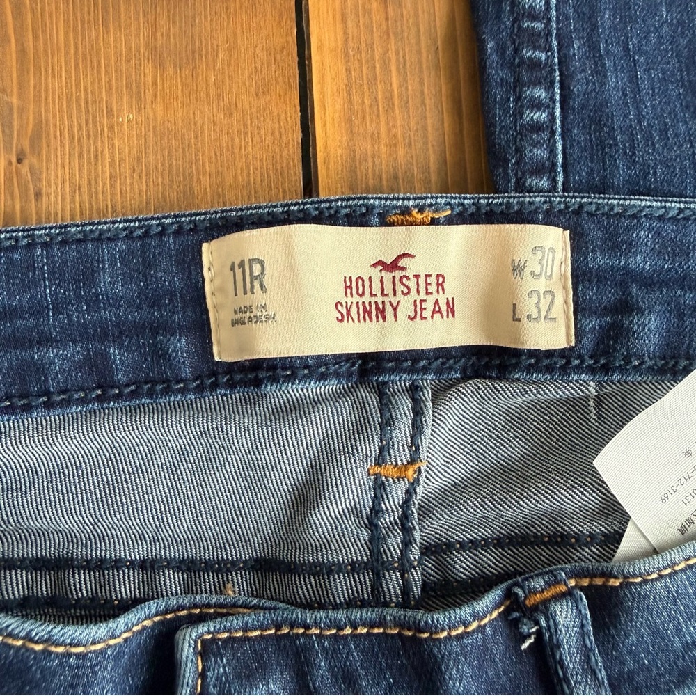 Hollister Dark Wash Skinny Denim Jeans - Picture 7 of 7